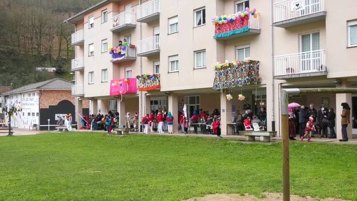 Isk&Bila txarangak alaitu ditu Lizartzako Inauteriak