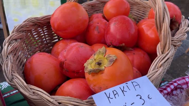 Erosketak egiteko aukera anitza  Berrobiko gabonetako azokan