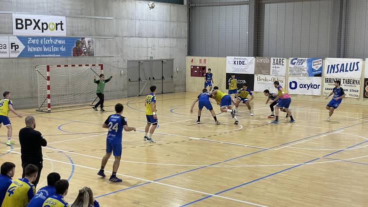 Tolosa CF eskubaloia 26 - 24 Trapagaran
